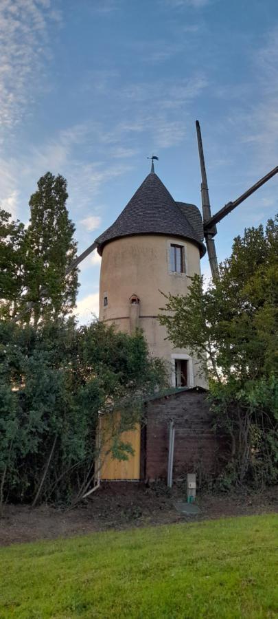 Moulin A Vent Le Champ Du Trail Villa Saint-Cyr-des-Gats Exteriör bild