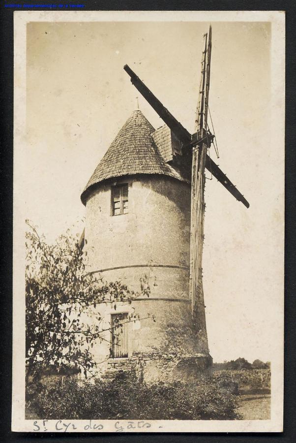Moulin A Vent Le Champ Du Trail Villa Saint-Cyr-des-Gats Exteriör bild