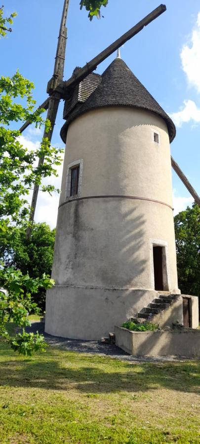 Moulin A Vent Le Champ Du Trail Villa Saint-Cyr-des-Gats Exteriör bild